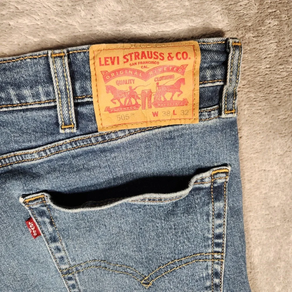 Levi's 505 Jeans Men's 38X32 Blue‎ Excellent Straight Leg  Regular Fit Denim